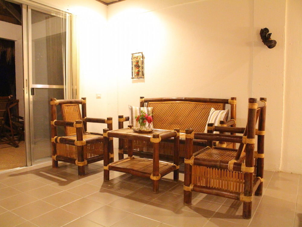 Chindonan Dive And Beach Resort Coron Exterior photo