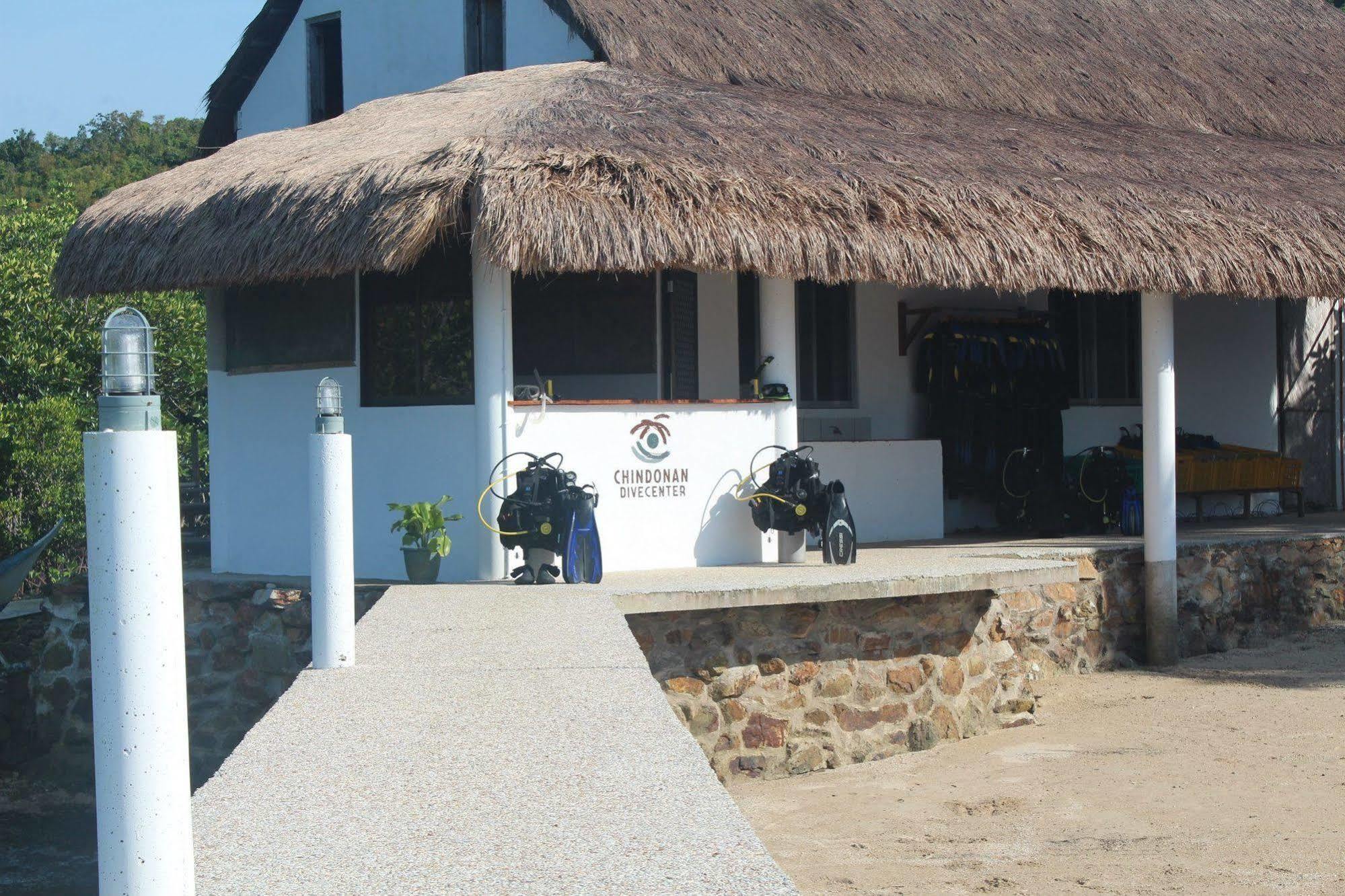 Chindonan Dive And Beach Resort Coron Exterior photo
