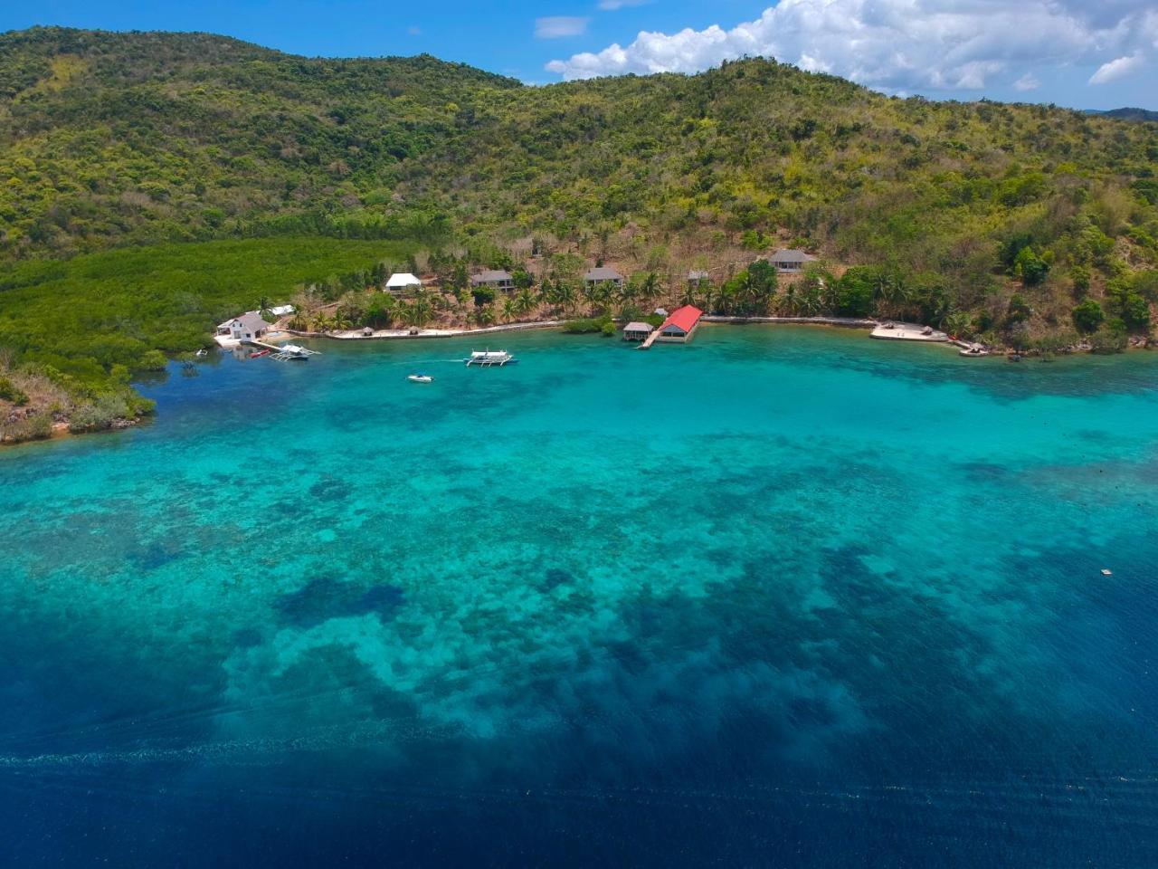 Chindonan Dive And Beach Resort Coron Exterior photo